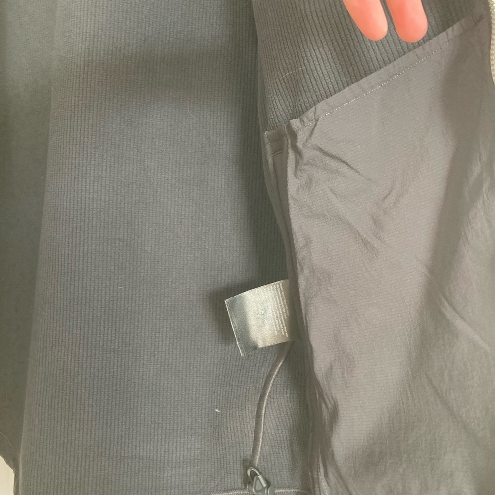 Lululemon soft shell jacket - Picture 8 of 12